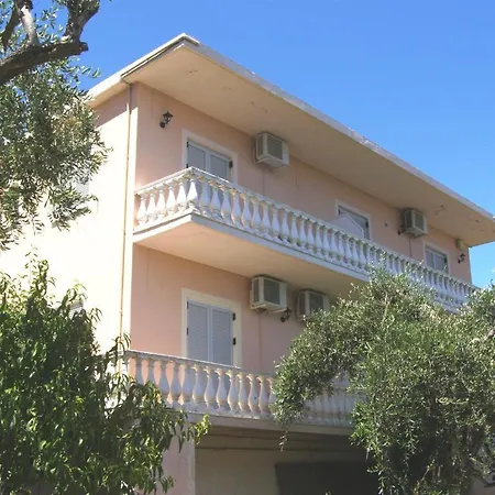 Apartmán Apostolos & Eleni Family