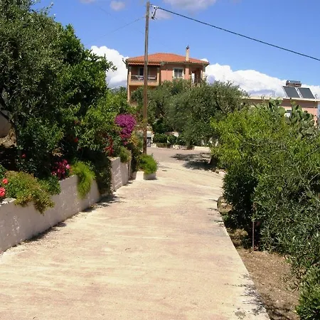 Apostolos & Eleni Family Apartament