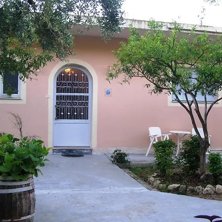 Apostolos & Eleni Family Apartmán
